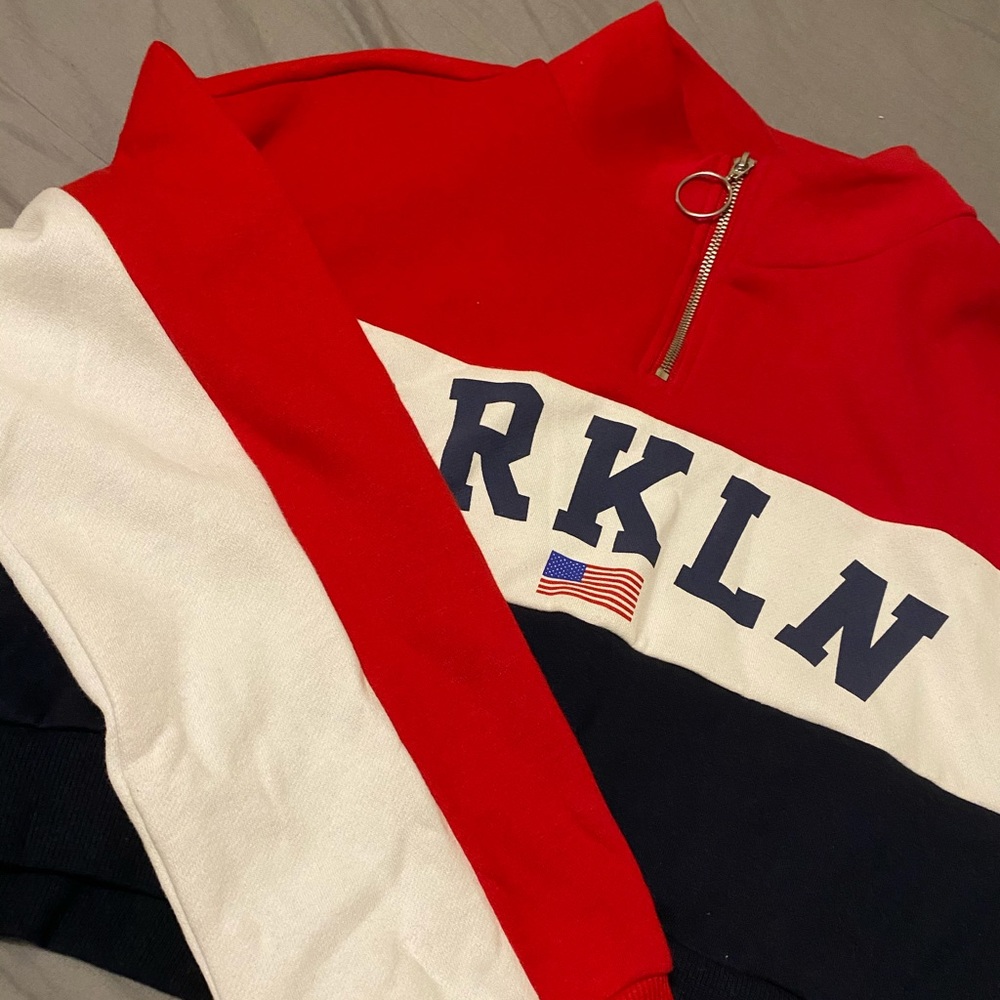 Cropped sweater